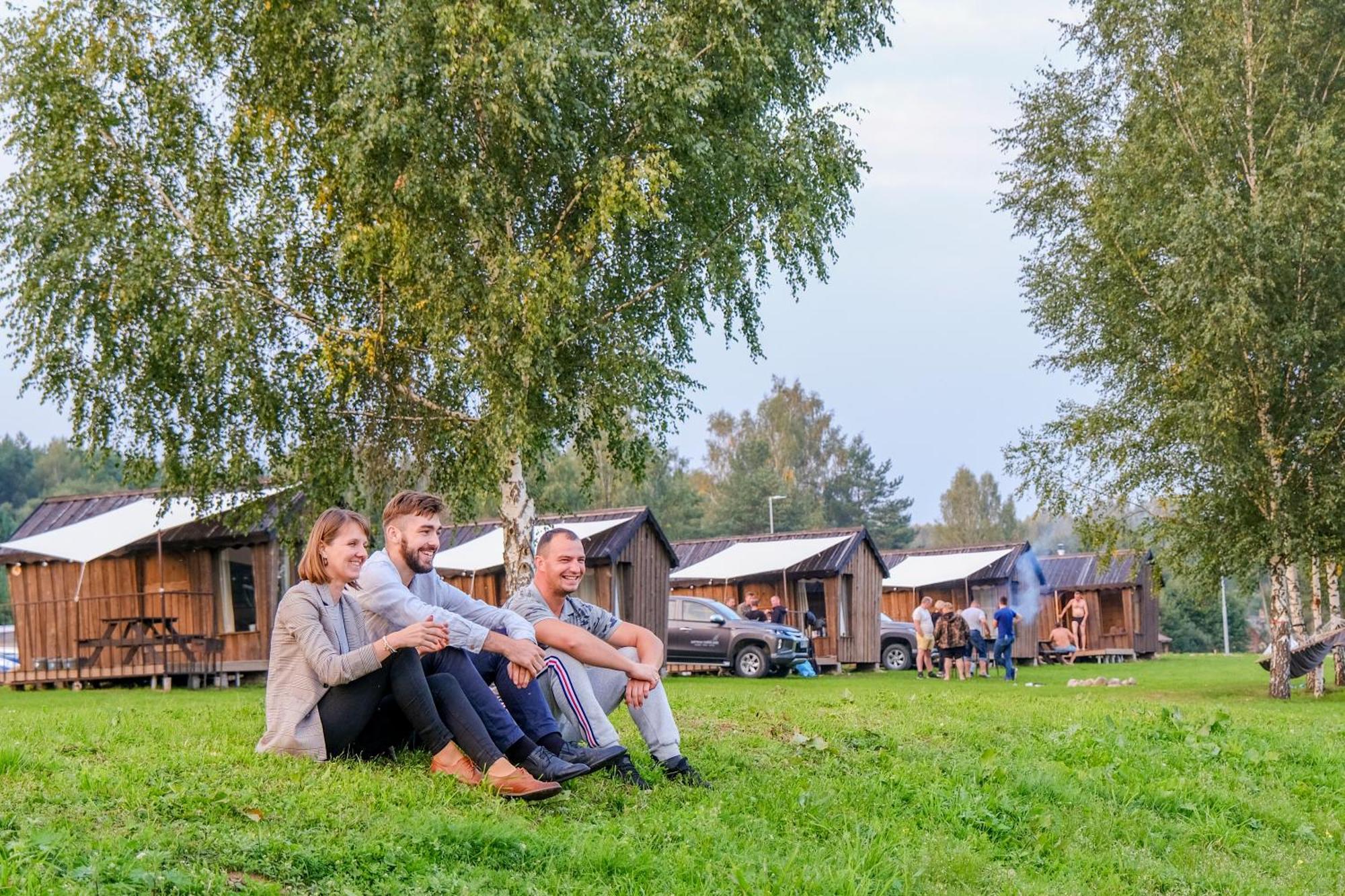 Kempings Daugavas Lokos Sargeliski Εξωτερικό φωτογραφία